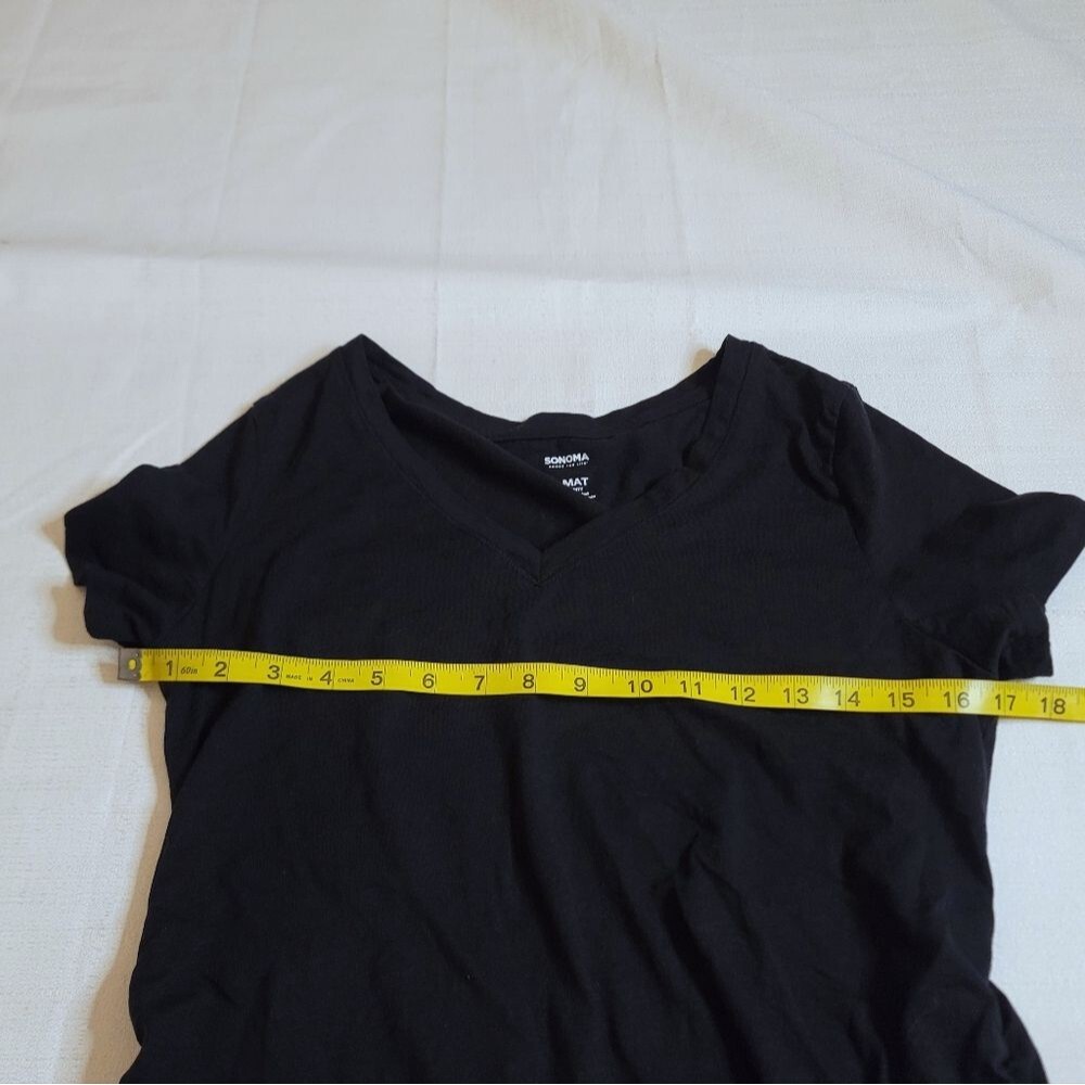 Sonoma Black V-Neck Maternity Tee Size Small - Picture 2 of 6